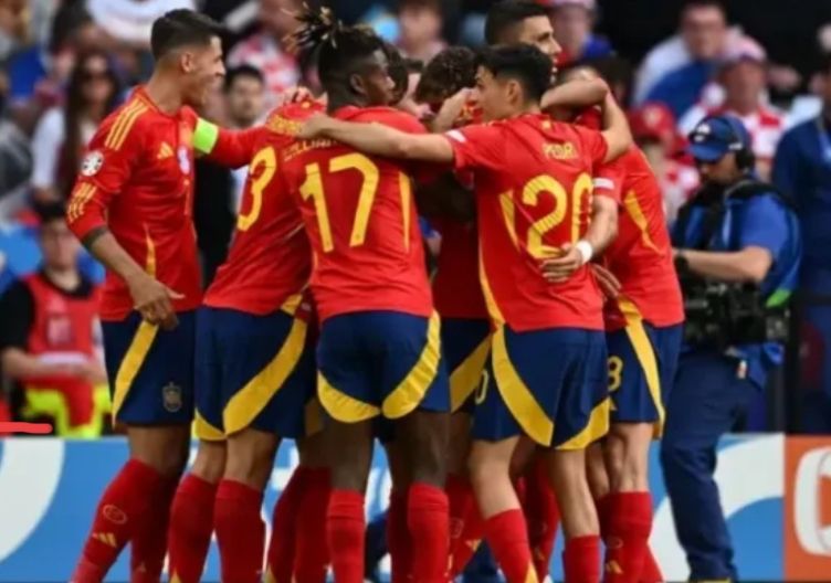 الإتحاد الإسباني يعلن إستبعاد مهاجم برشلونة من مواجهة بلغاريا بسبب الإصابة