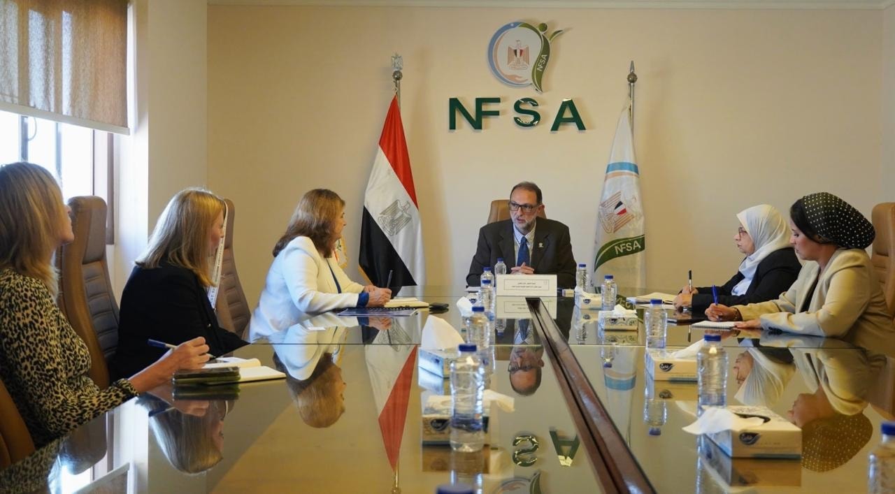 رئيس الهيئة القومية لسلامة الغذاء يلتقي المستشارة الزراعية الإقليمية بوزارة الزراعة والثروة السمكية والغابات الأسترالية 