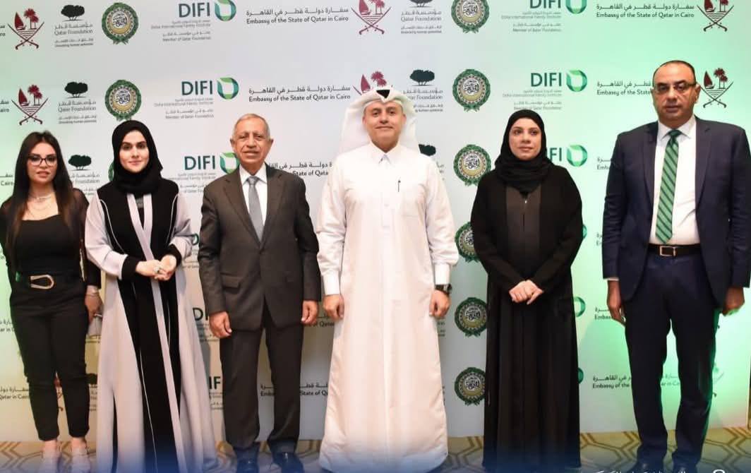 رئيس الأكاديمية العربية يشارك في منتدى الدوحة حول 