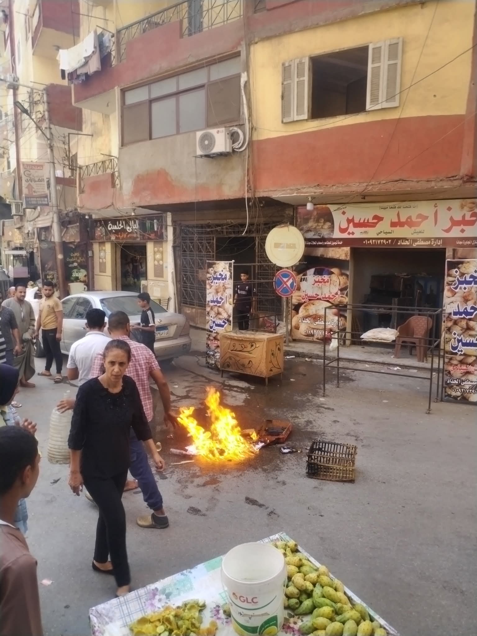 نشوب حريق امام مخبز عيش سياحي بأسيوط