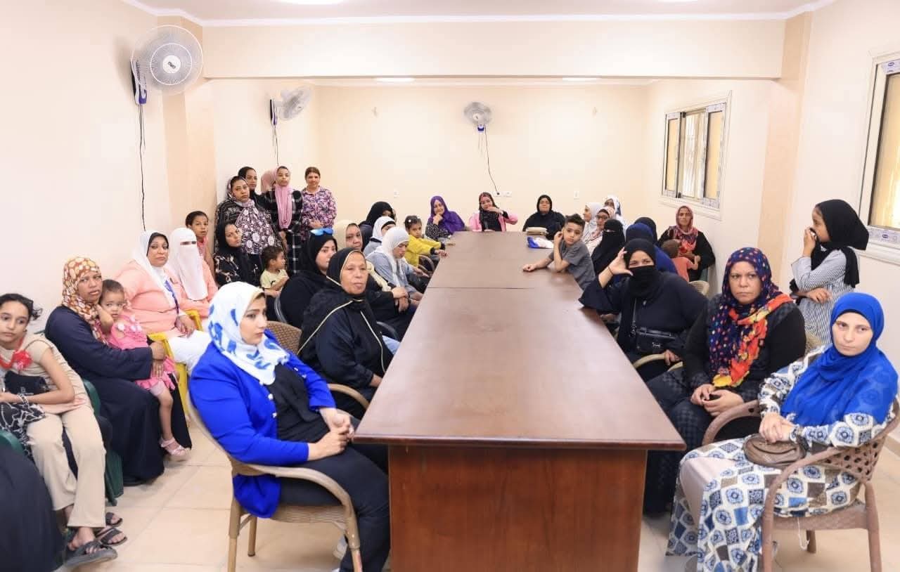 القومي للمرأة يطرق أبواب المرأة صانعة السلام 