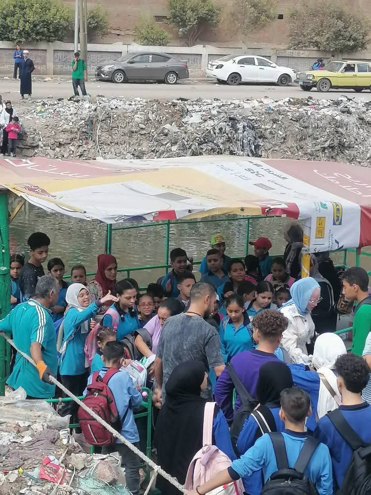 مأساة تهدد حياة أطفالنا: مركب ينقل طلاب 