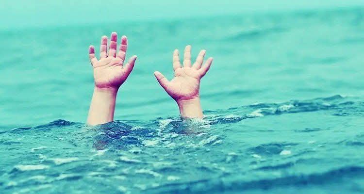 إنتشال جثة صغير لقي مصرعه غرقا بسوهاج
