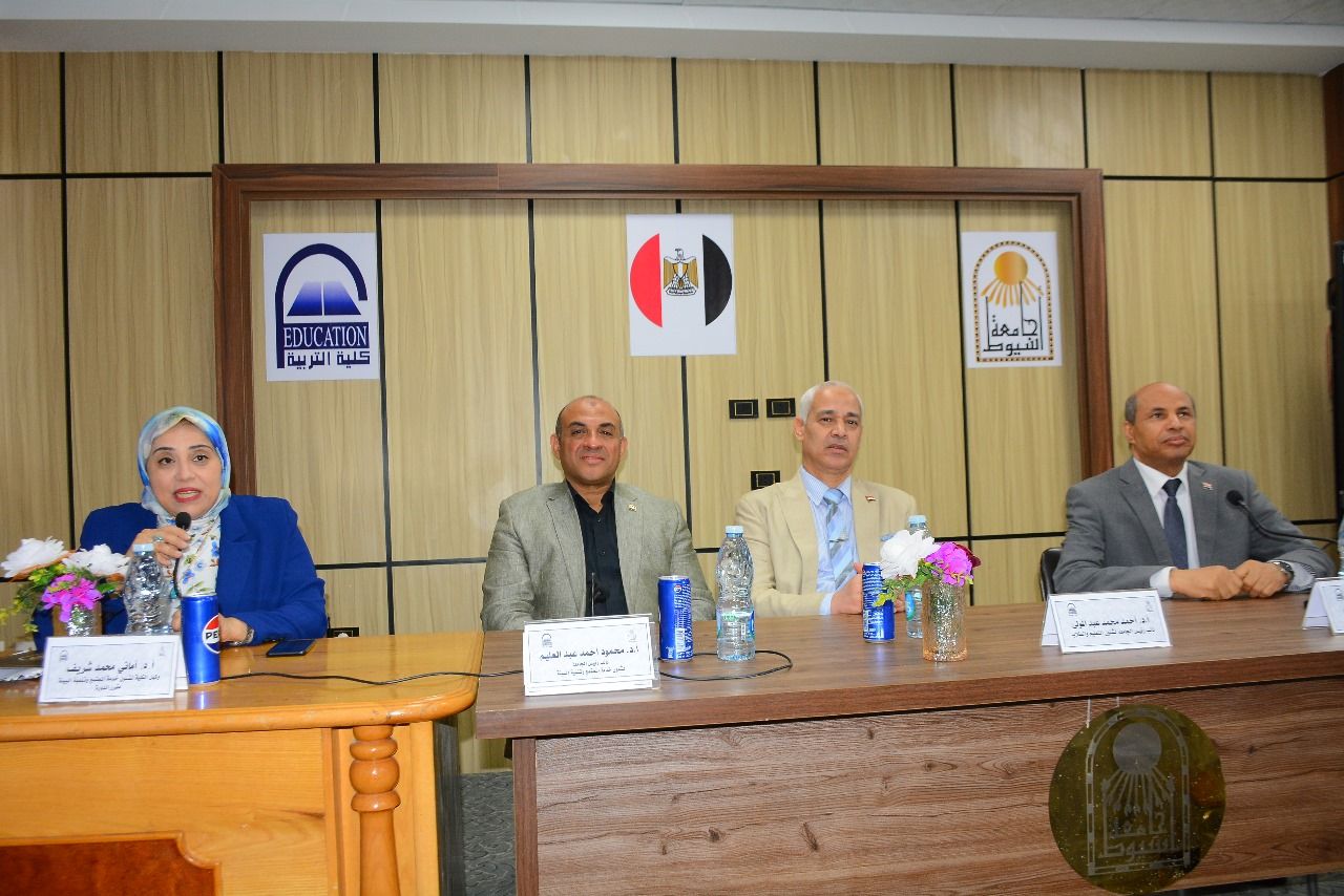 جامعة أسيوط تطلق فعاليات الدورة الخامسة والسبعين لإعداد المعلم الجامعي لمعاوني هيئة التدريس والباحثين