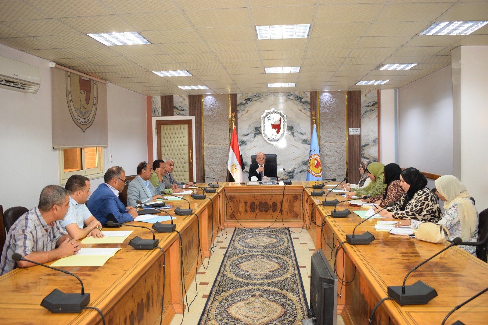 النعماني يقرر إعفاء الطلاب ذوي الإعاقة الملتحقين بمدن سوهاج الجامعية من كافة مصروفات الإقامة والتغذية