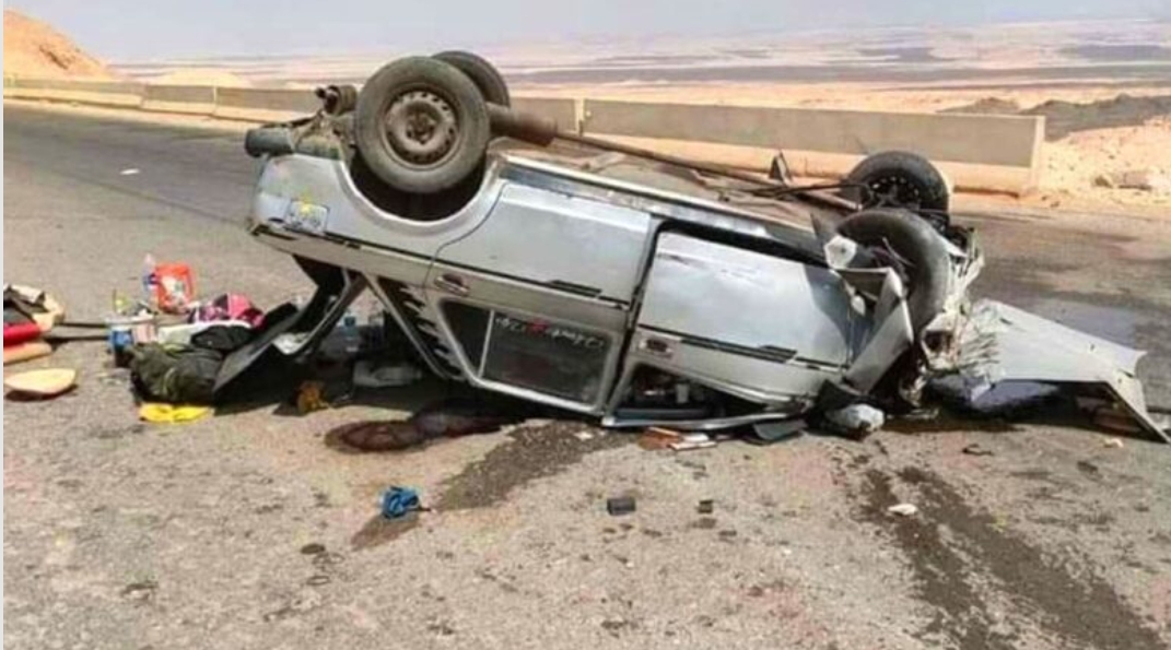 مصرع شاب وإصابة آخر فى حادث انقلاب سيارة على الطريق السريع بسوهاج 