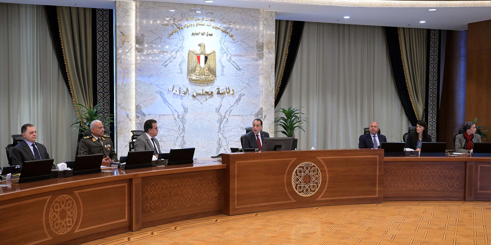 رئيس الوزراء يترأس الاجتماع الأسبوعي للحكومة