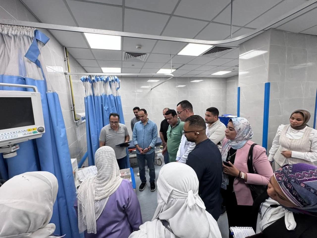 المدير التنفيذي للهيئة العامة للرعاية الصحية يواصل جولاته الميدانية للمنشآت الطبية بمحافظة أسوان