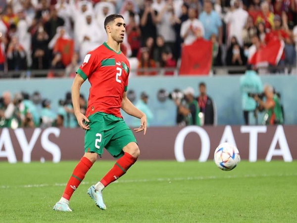 حكيمي: أتمنى التتويج بكأس العالم مع المغرب