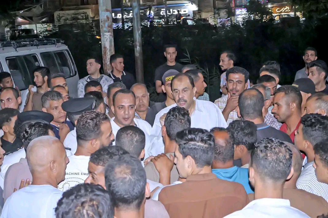 نريدك قائداً.. لا مراقباً للقمامة!