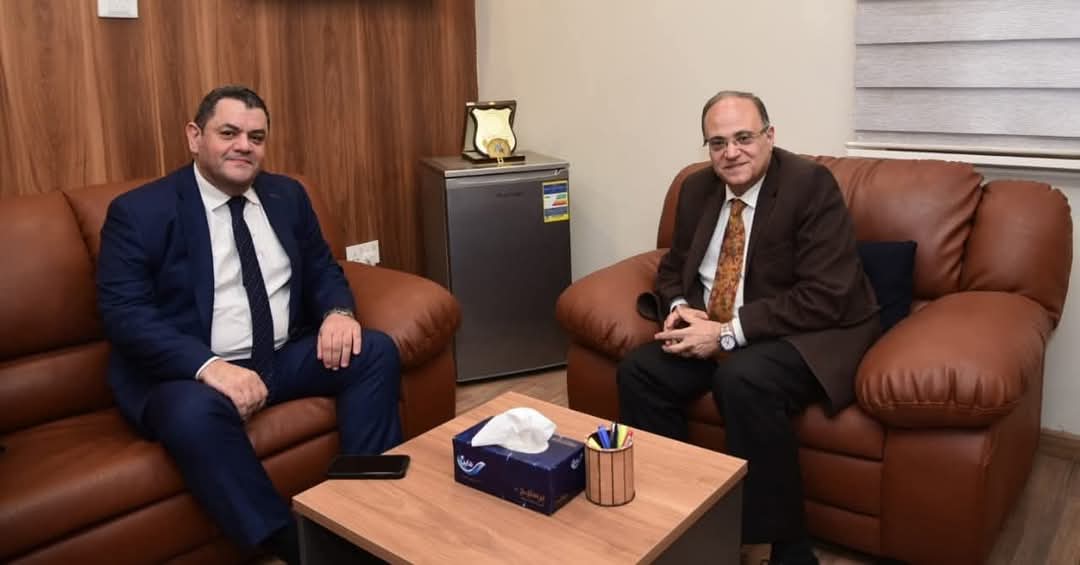 رئيس هيئة الدواء المصرية يستقبل السفير المصري لدى جمهورية الفلبين