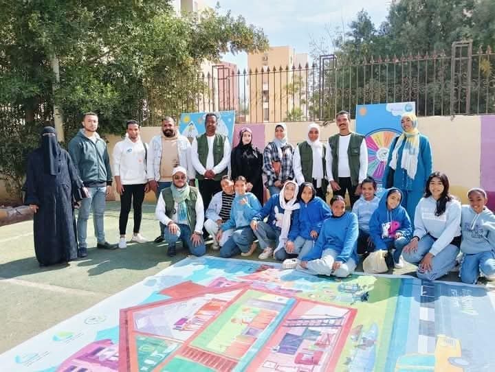إدارة التوعية بشركة المياة  تشارك بانشطتها فى زيارة وزير التربية والتعليم لأسوان  