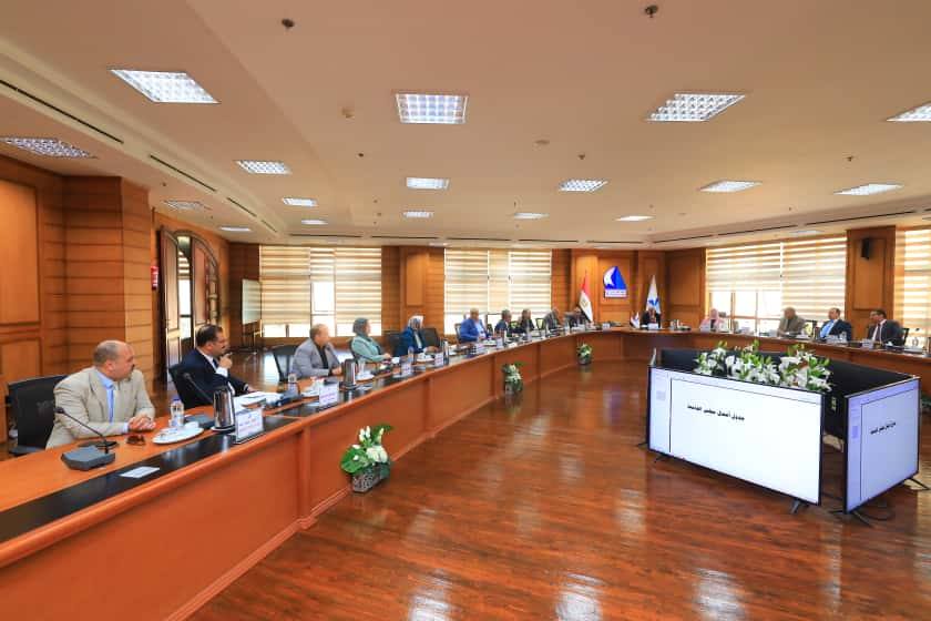 مجلس جامعة كفر الشيخ يعقد جلسته لشهر أكتوبر 2025 برئاسة الدكتور إسماعيل إسماعيل إبراهيم