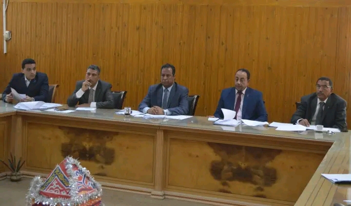 عقد سمينار بكلية الحقوق فى قنا