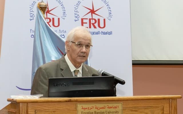 قدمها أستاذ بجامعة فوبرتال فى ألمانيا.. الفنون التطبيقية بالمصرية الروسية تنظم ندوة المفاهيم المعاصرة للتصميم