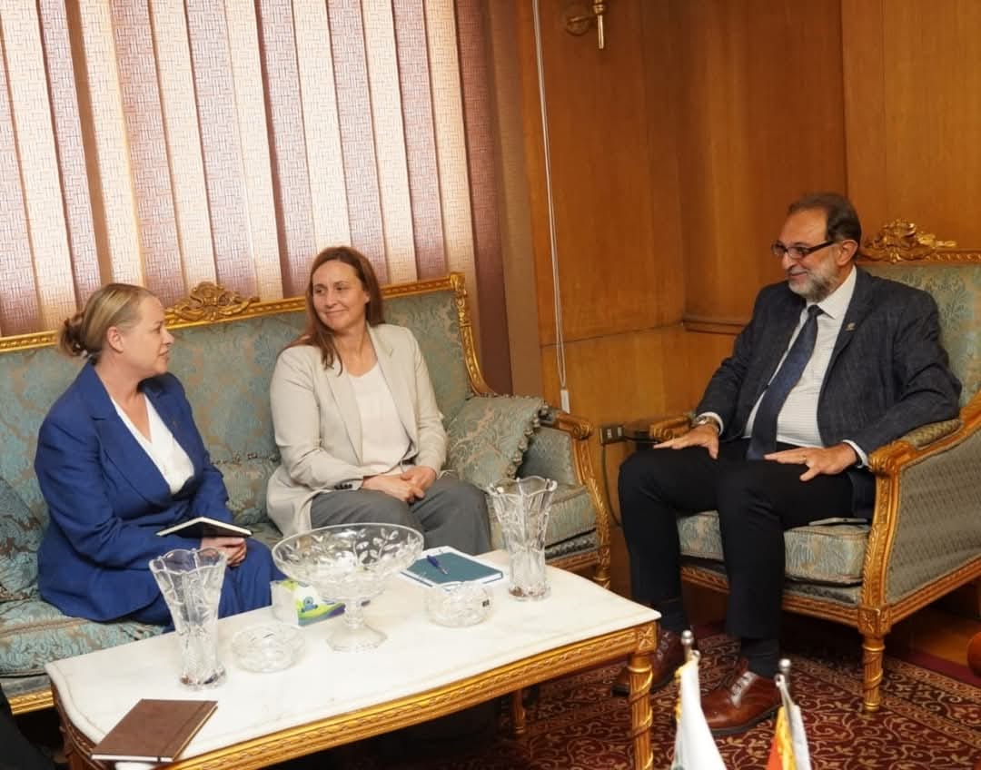 رئيس هيئة سلامة الغذاء يلتقي المستشارين الزراعي والتجاري بالسفارة النيوزيلندية لبحث التعاون