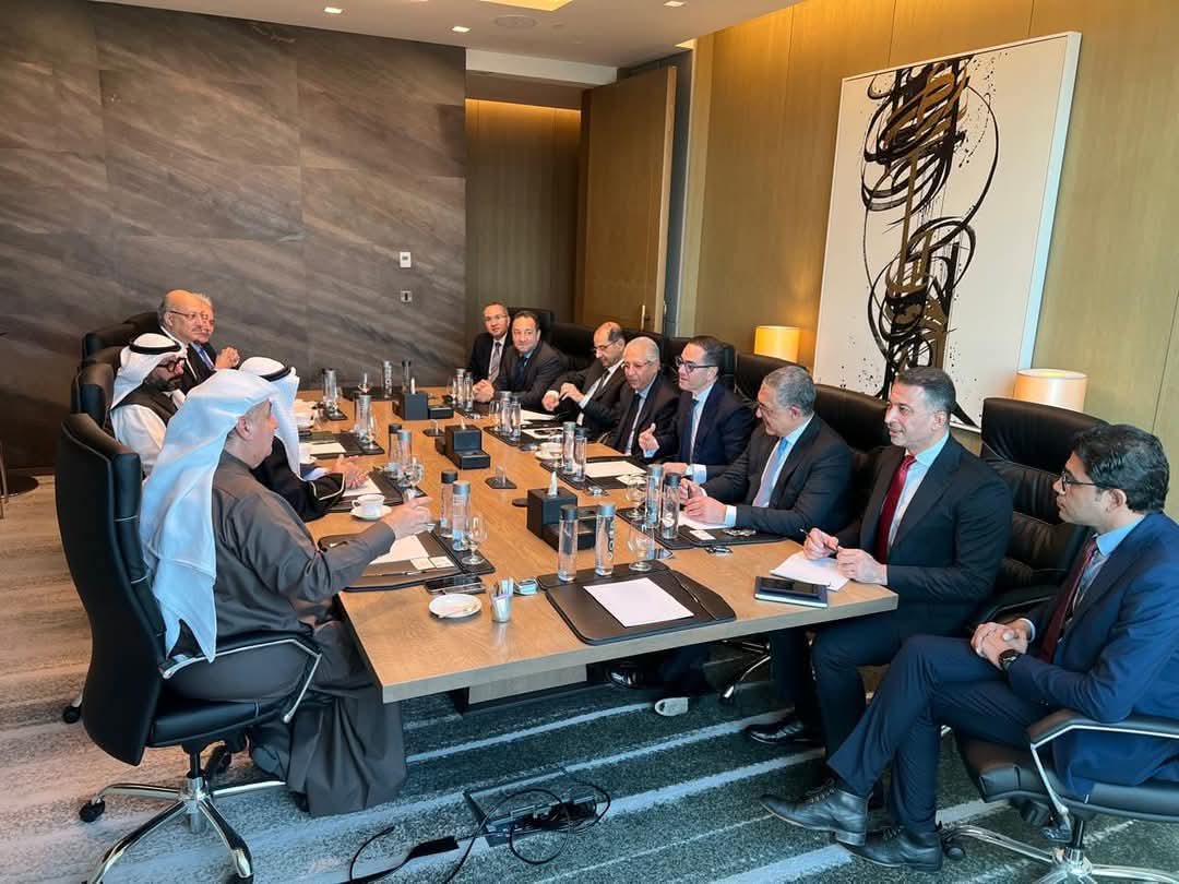 وزير الاستثمار وزير الاستثمار يلتقى وفد مجموعة بوخمسين القابضة الكويتية لاستعراض مشروعات الشركة الحالية والمستقبلية بالسوق المصرى