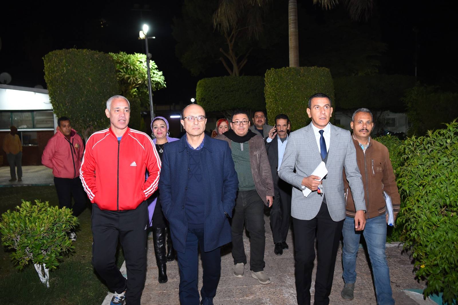 المنشاوي يرأس اجتماع مجلس إدارة نادي جامعة أسيوط الجديد لمتابعة أعمال التطوير ومناقشة أنشطته خلال أجازة منتصف العام 