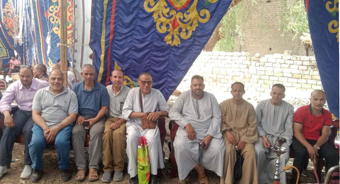 تهنئة بالزفاف السعيد لعائلة «آل طلبة» بقرية بناويط بالمراغة سوهاج 
