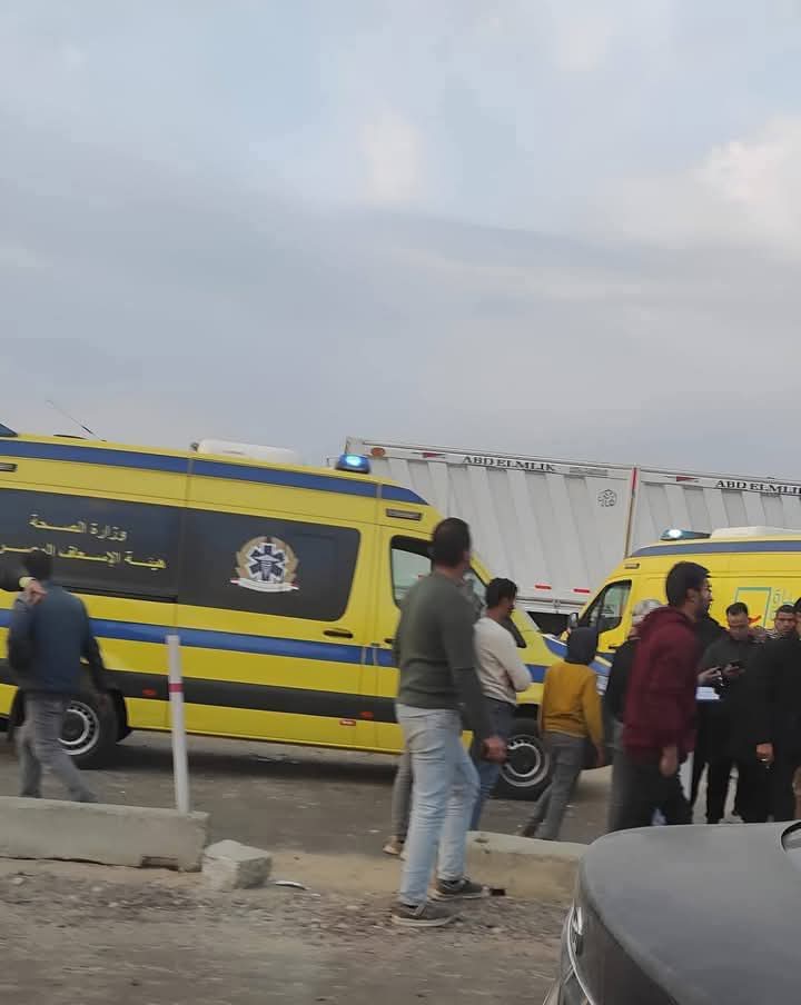مصرع شخص وإصابة 5 أشخاص في حادث سيارة بطريق إسكندرية الصحراوى