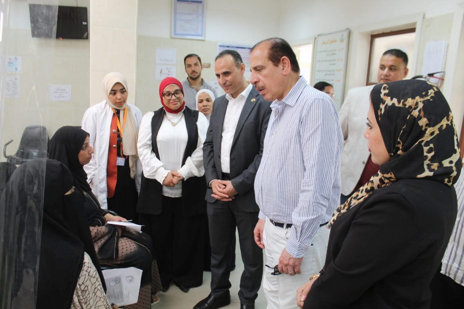 نائب وزير الصحة يرصد ملاحظات في منشآت بني سويف ويمنح مهلة ثلاثين يومًا لتلافيها