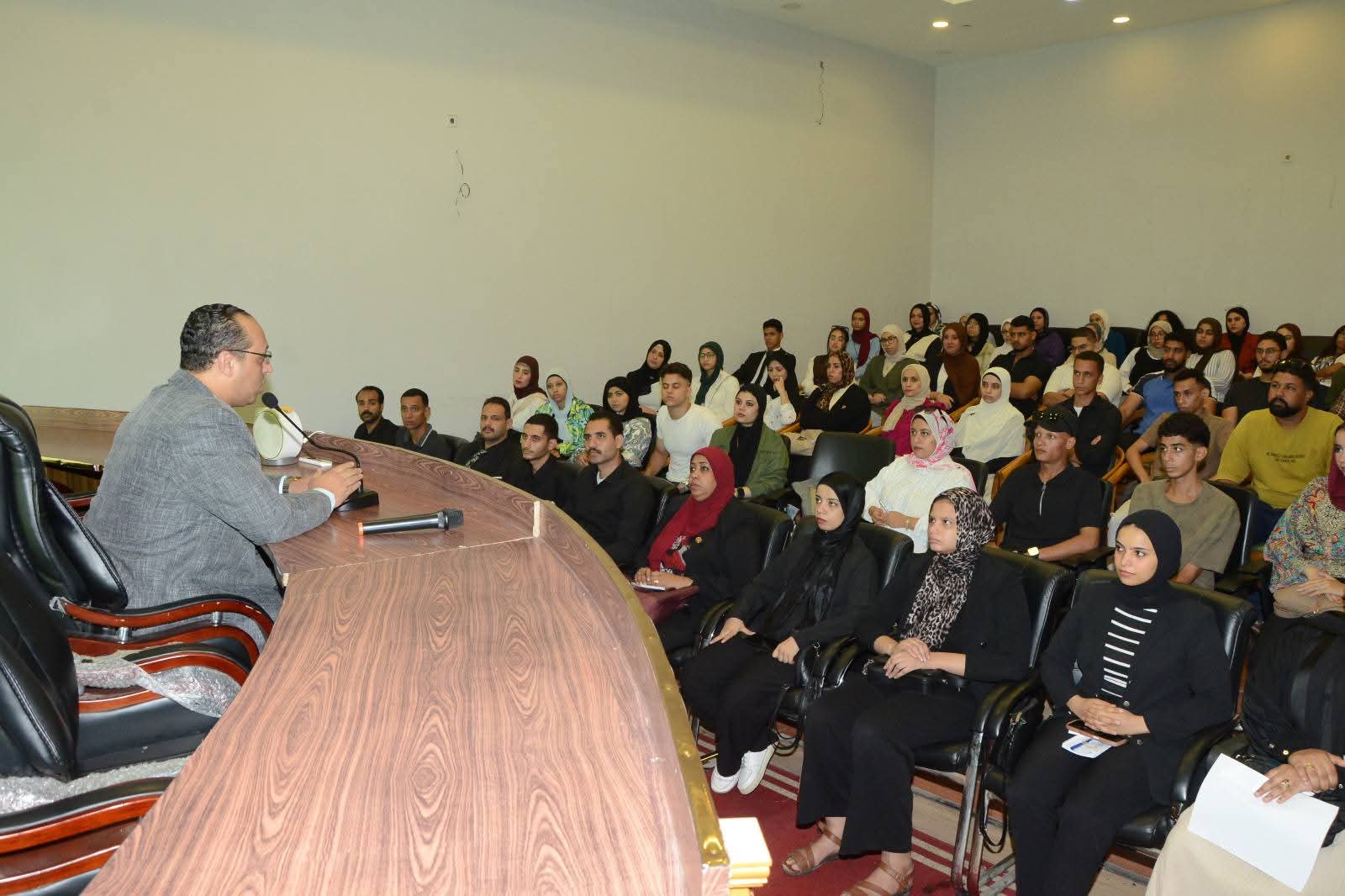 الاتحاد المصري للكيانات الشبابية يطلق البرنامج التدريبي لمواجهة الأزمات