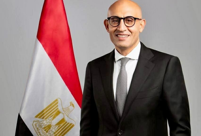 طلاب الخدمات الثانوية يدرسون ساعة واحدة فقط والمدرسون ينتظرون الحوافز!